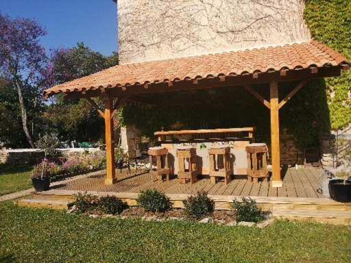 Traditional Stone Cottage Condac Luaran gambar